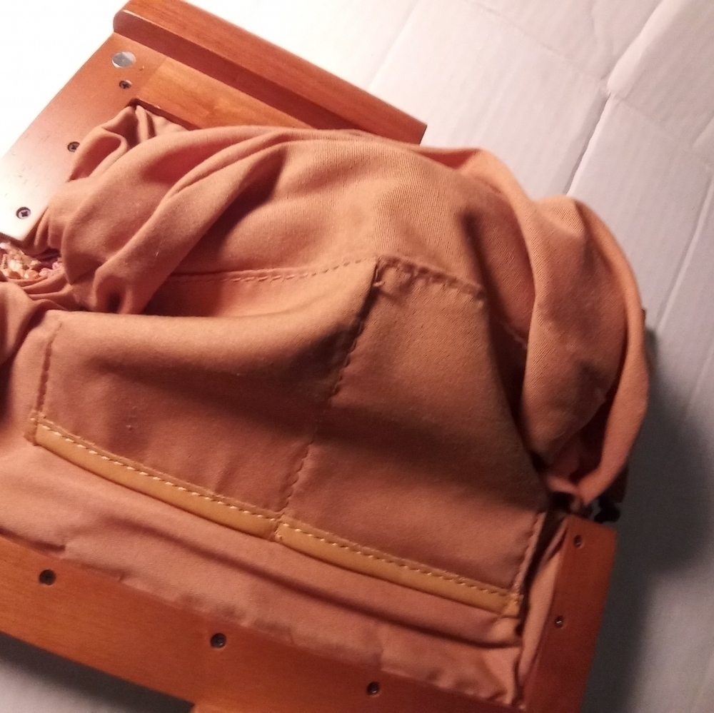 SR2 Sondra Roberts Wooden Clutch - Picture 5 of 8